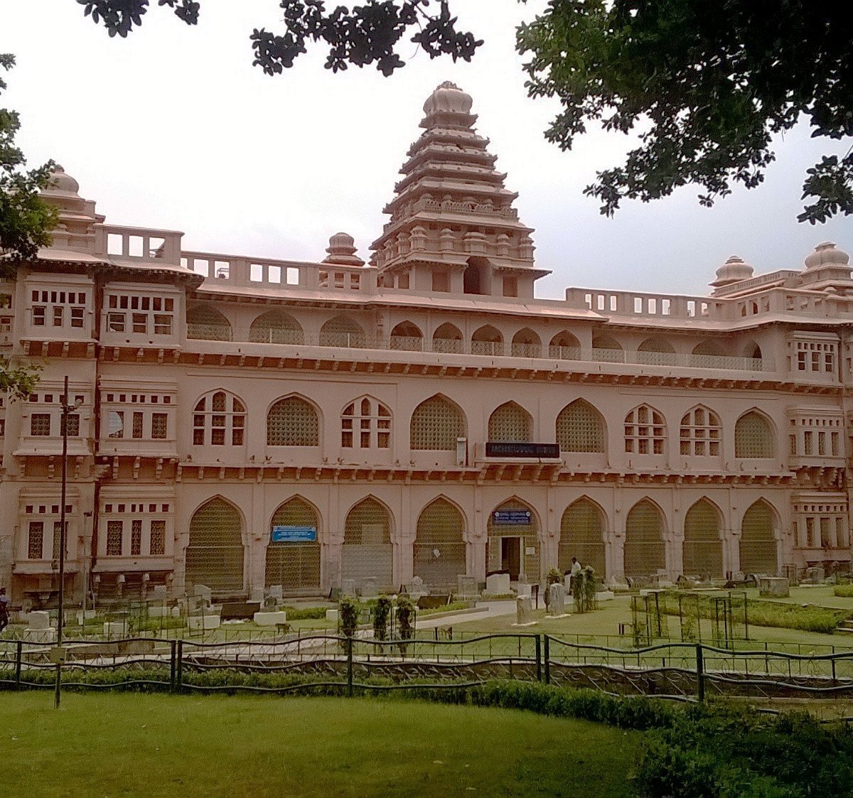 chandragiri fort